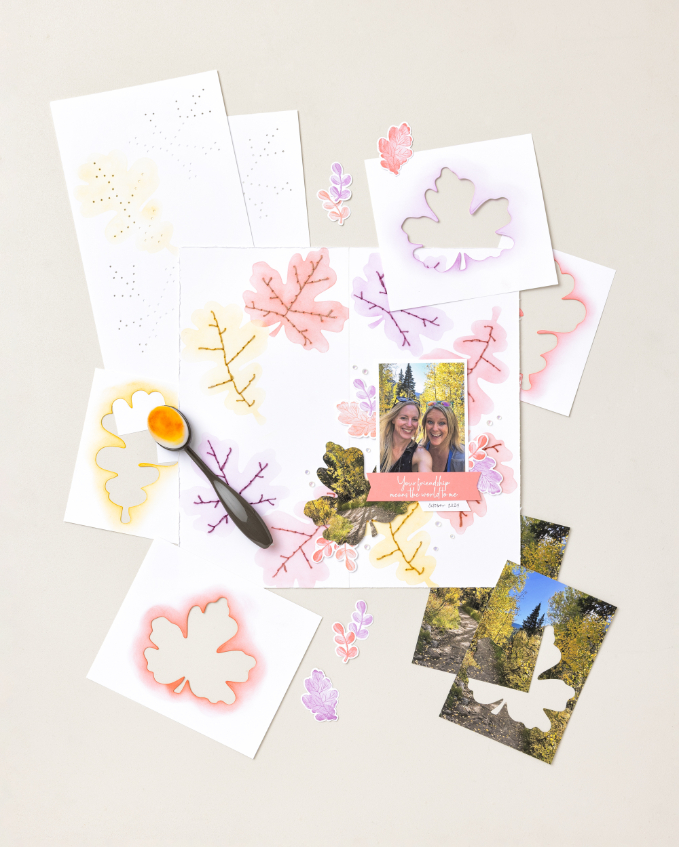 Une autre façon d'utiliser les poinçons dans les mises en page de scrapbooking consiste à créer des arrière-plans ou des thèmes saisonniers.