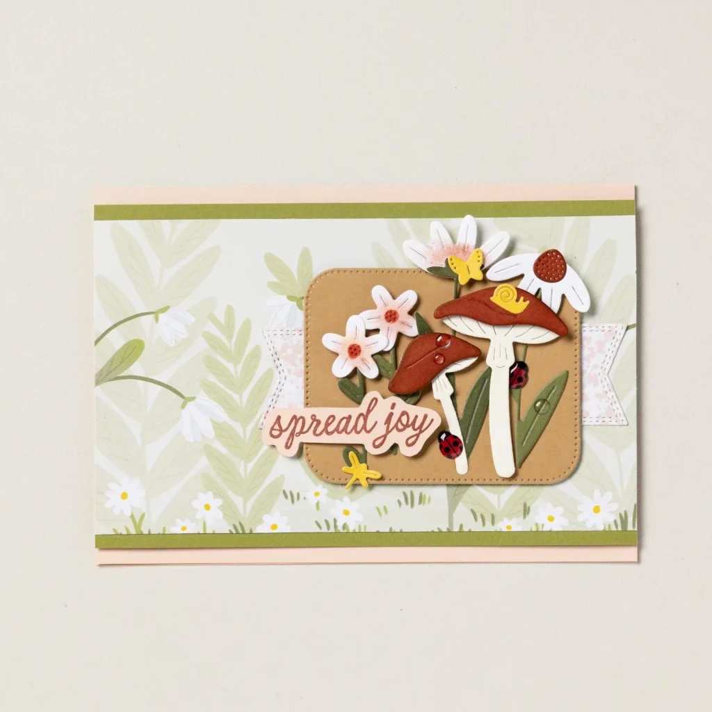 Voici une carte DIY faite avec un sac avec du papier de la série Cute As A Bug Designer